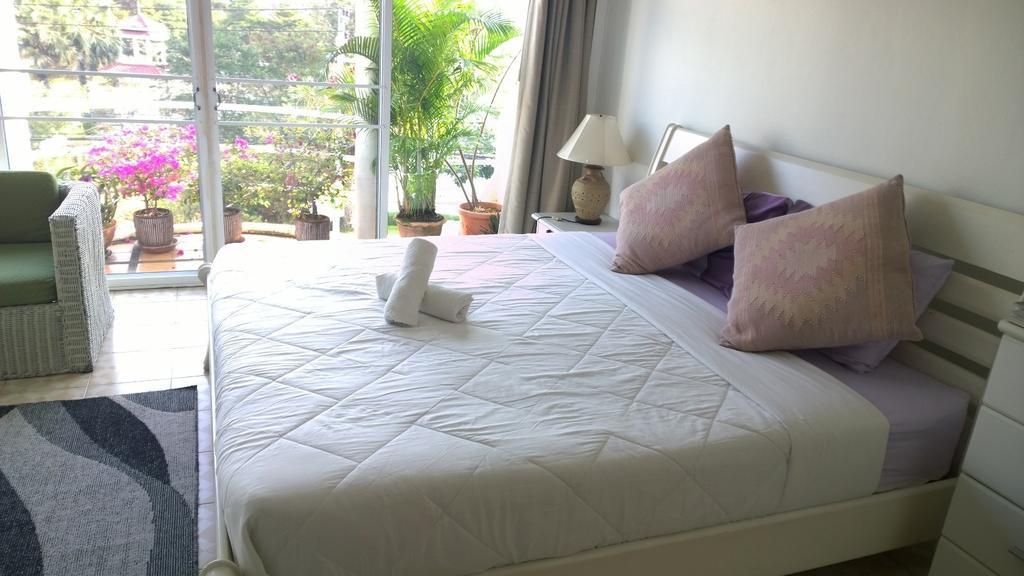 Corner Cafe Bed & Breakfast Χουά Χιν Εξωτερικό φωτογραφία