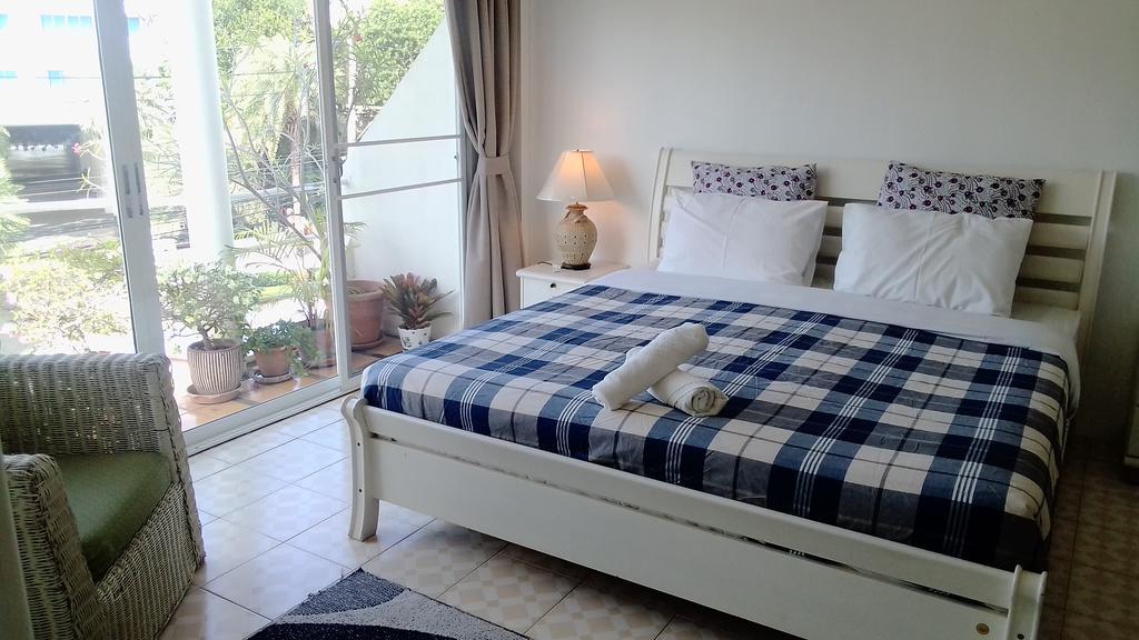Corner Cafe Bed & Breakfast Χουά Χιν Εξωτερικό φωτογραφία